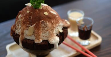 kakigori con chocolate y almendras