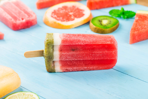 Hielos: Todos los tipos-Refrescantes y versátiles. 69 helados de hielo con frutas